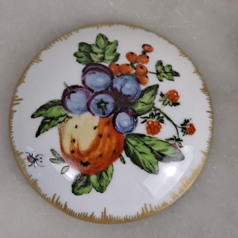 Fruit Motif Trinket Box Williamsburg Duke of Gloucester Mottahedeh Portugal